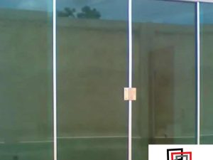 Janela de vidro temperado 2 fixas 2 corre