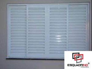 Janela veneziana de alumínio 2 fixas 2 corre