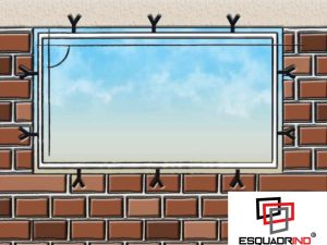 Fixação de grapa correto para contramarco